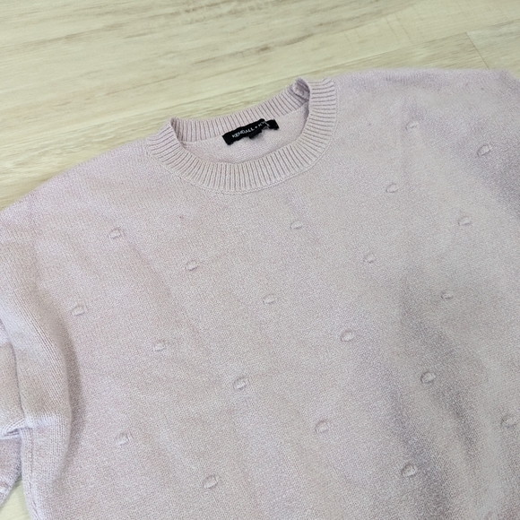 Kendall + Kylie Sweater - Size Small - Picture 5 of 6